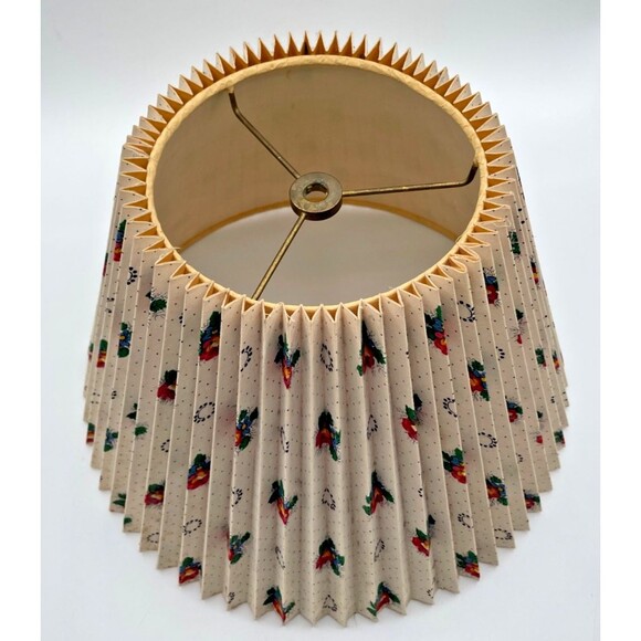 Vintage Pierre Deux Provencal Fabric Lamp Shade Hardback Pleated 12" x 9" RARE - Picture 3 of 9